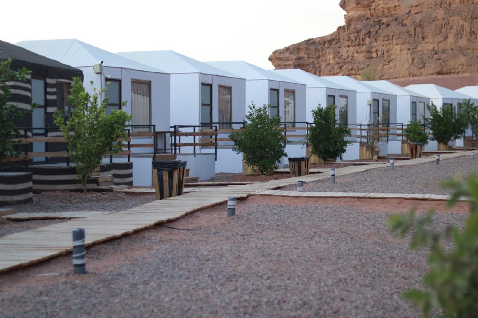 Hotel Sharah Luxury Camp à Wadi Rum Extérieur photo
