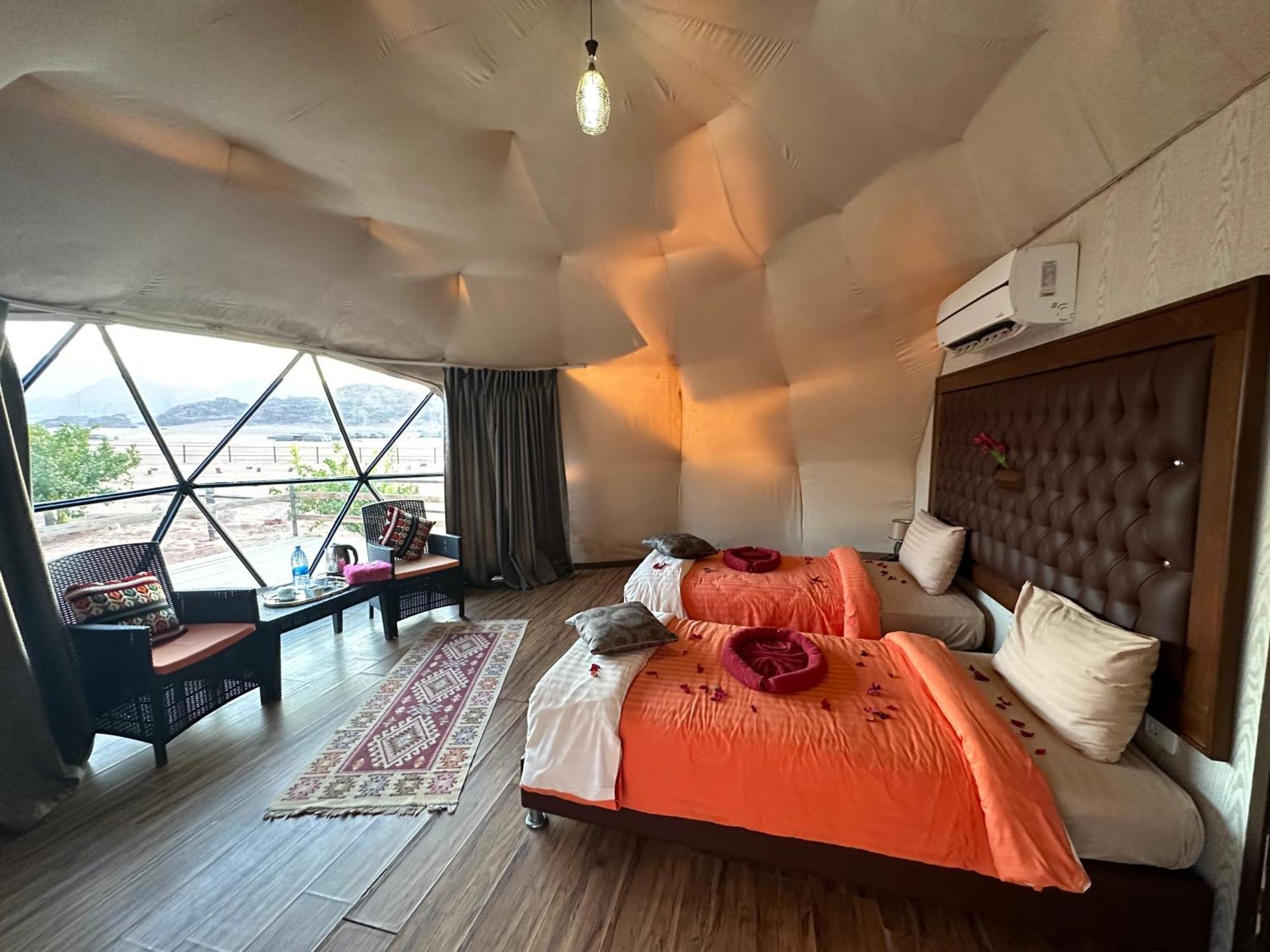 Hotel Sharah Luxury Camp à Wadi Rum Extérieur photo