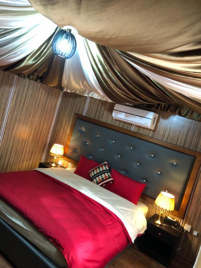 Hotel Sharah Luxury Camp à Wadi Rum Extérieur photo